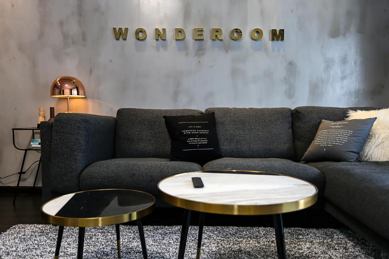 Wondroom Design Apartment Shanghai Buitenkant foto